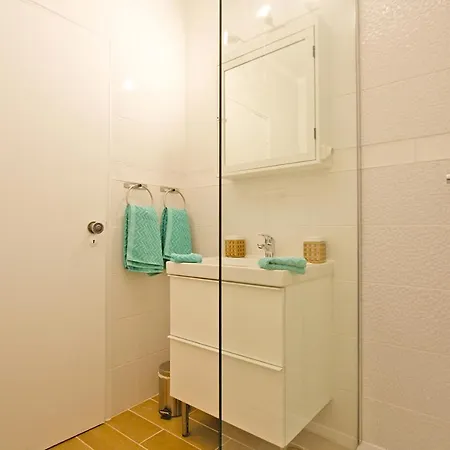 Casa Charme. Casa Moderna Com Terraços E Garagem Em *
